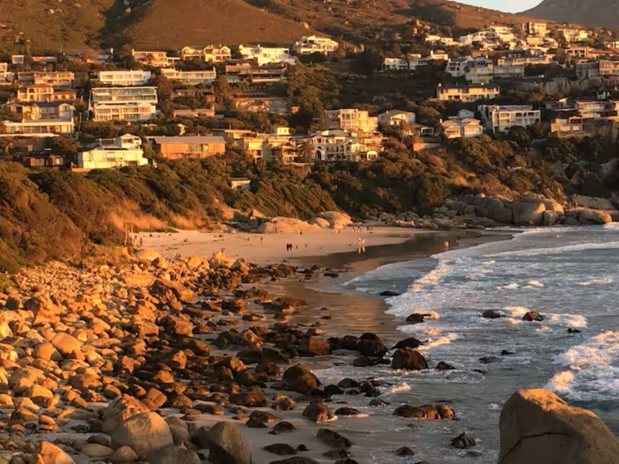 To Let 1 Bedroom Property for Rent in Llandudno Western Cape